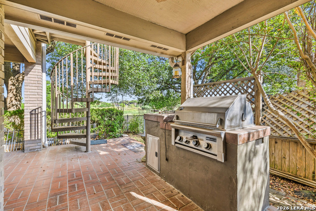 3325 Sherwin Dr Property Photo 28