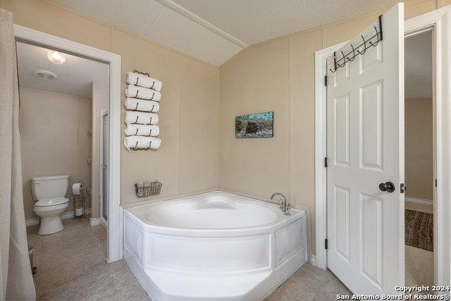 2301 Wegner Rd Property Photo 14