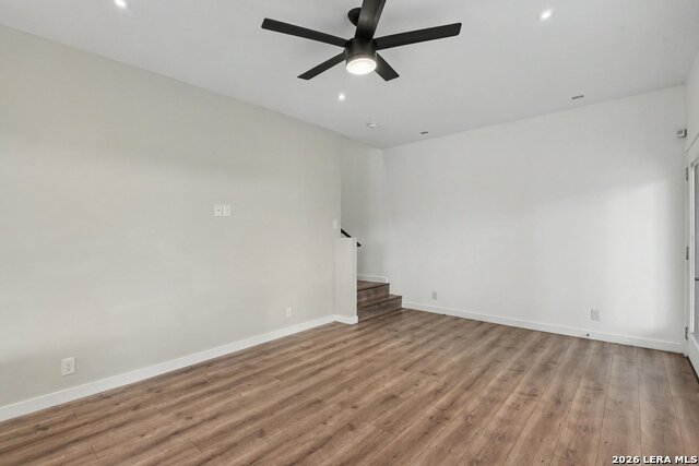 2507 E Commerce St Property Photo 8