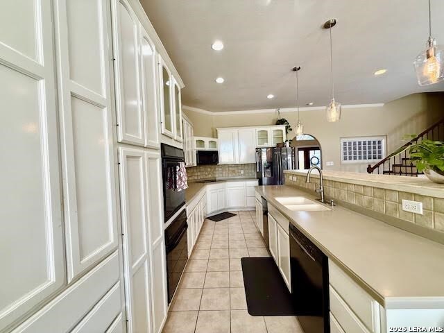 1826 Willow Creek Dr Property Photo 7
