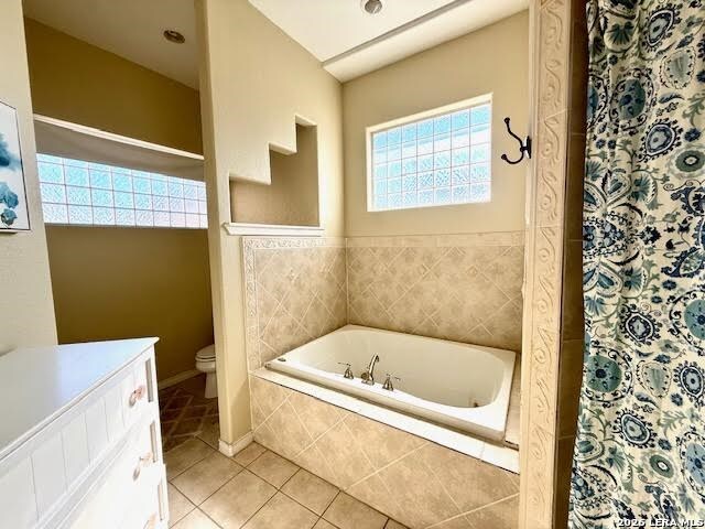 1826 Willow Creek Dr Property Photo 15