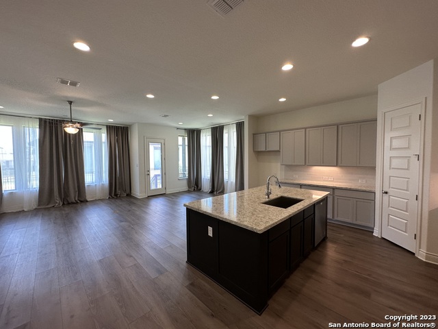 126 La Cima Property Photo 4