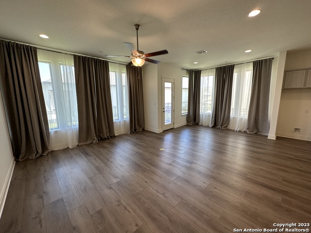 126 La Cima Property Photo 7