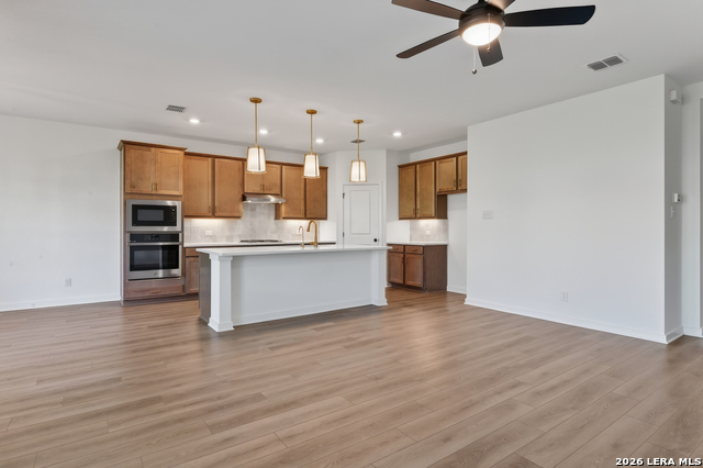 156 Thornbloom Property Photo 15