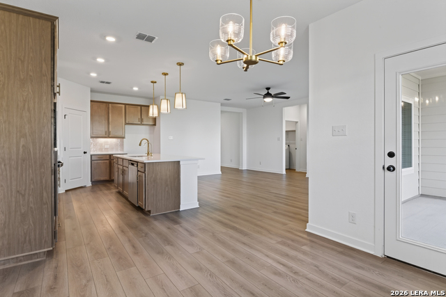 156 Thornbloom Property Photo 16