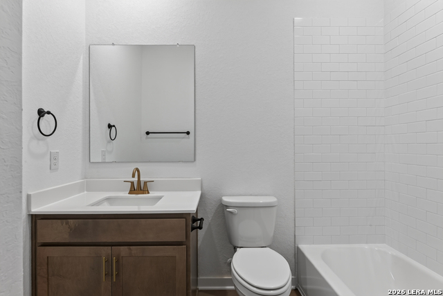 156 Thornbloom Property Photo 27