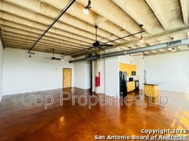 1331 S Flores St Property Photo 8