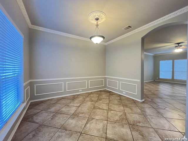 414 Cattle Ranch Dr Property Photo 3