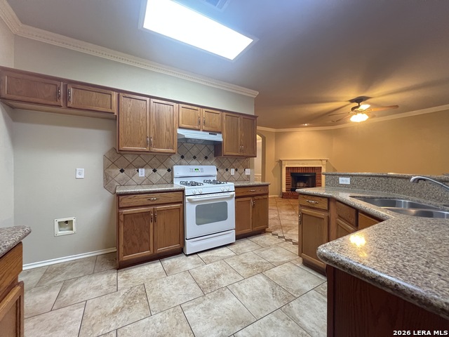 414 Cattle Ranch Dr Property Photo 8
