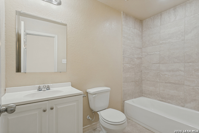 7315 Colina Way Property Photo 8