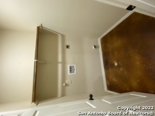 10143 Westover Property Photo 6