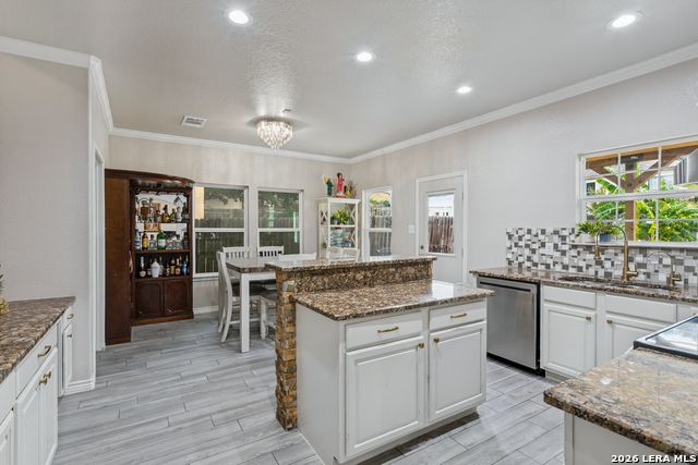 6622 Clovis. Ct Property Photo 4