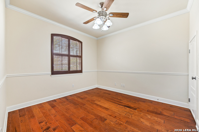 719 Backdrop Property Photo 11