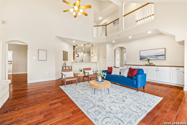 719 Backdrop Property Photo 13