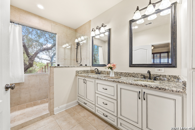 719 Backdrop Property Photo 28