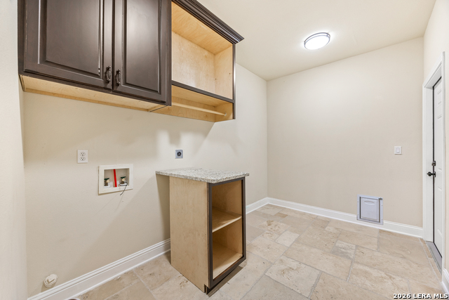 719 Backdrop Property Photo 37