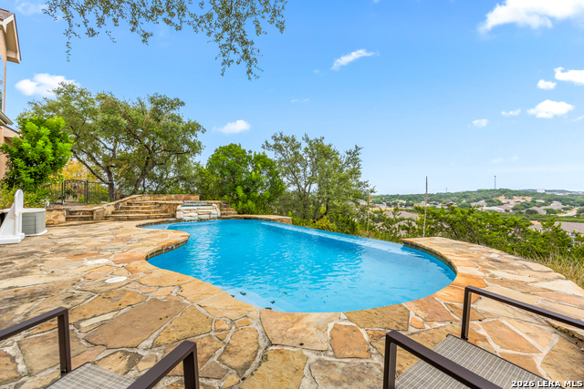 719 Backdrop Property Photo 45