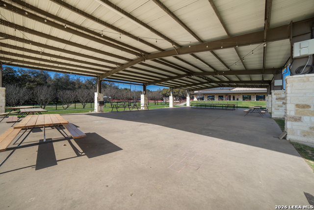 719 Backdrop Property Photo 60