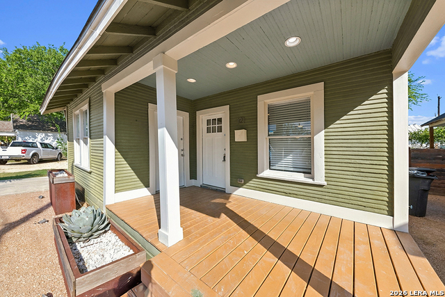 121 Buford Property Photo 5
