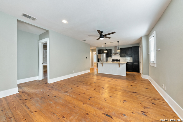 121 Buford Property Photo 7