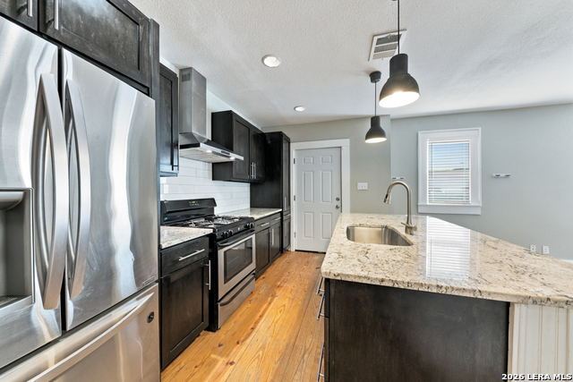 121 Buford Property Photo 10