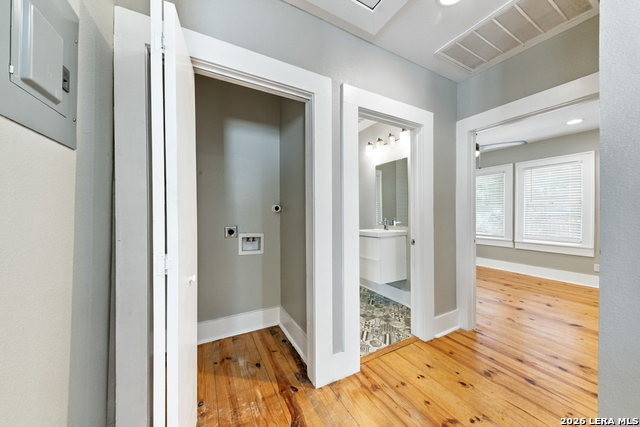 121 Buford Property Photo 12