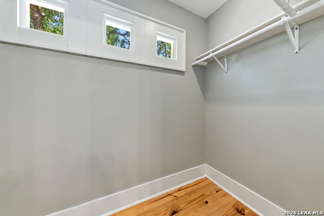 121 Buford Property Photo 17