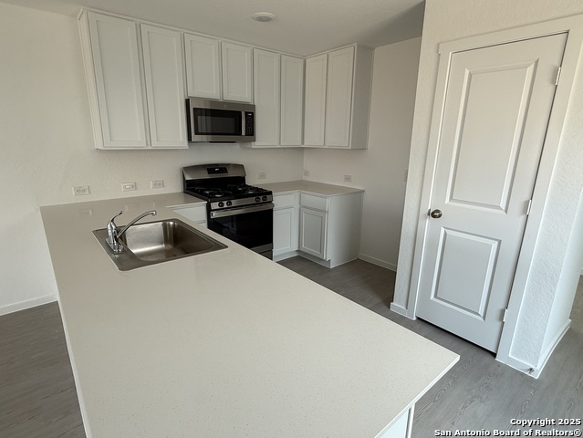 242 Tahoe Ave Property Photo 5