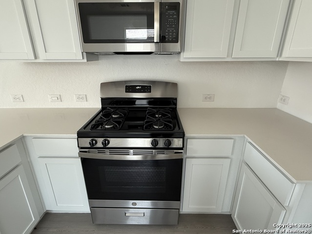 242 Tahoe Ave Property Photo 6