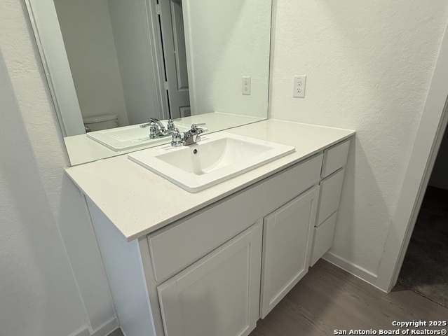 242 Tahoe Ave Property Photo 9