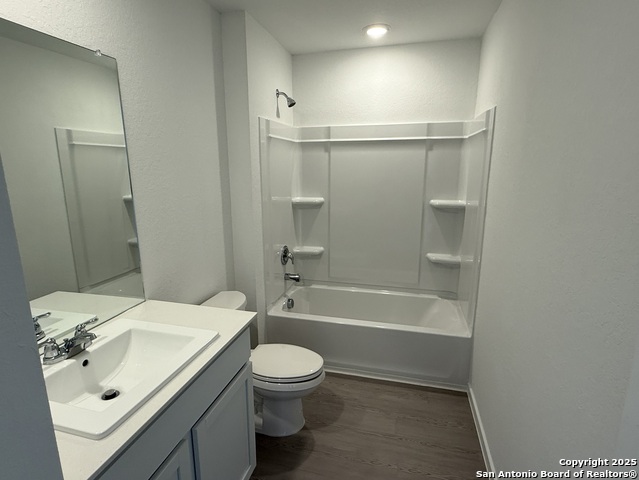 242 Tahoe Ave Property Photo 11