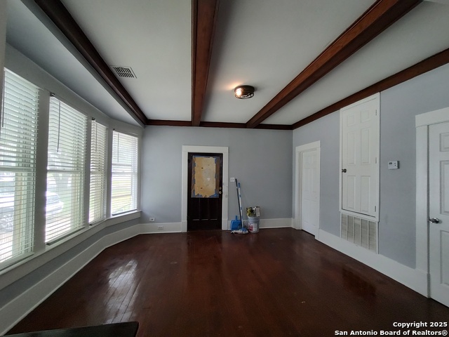 826 W Russell Property Photo 4