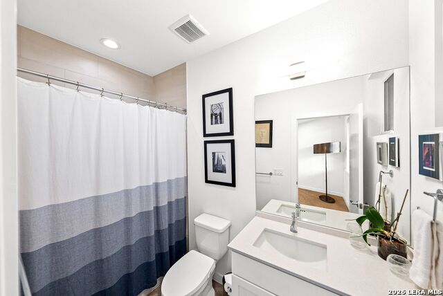 102 Tendick St Unit 806 Property Photo 23