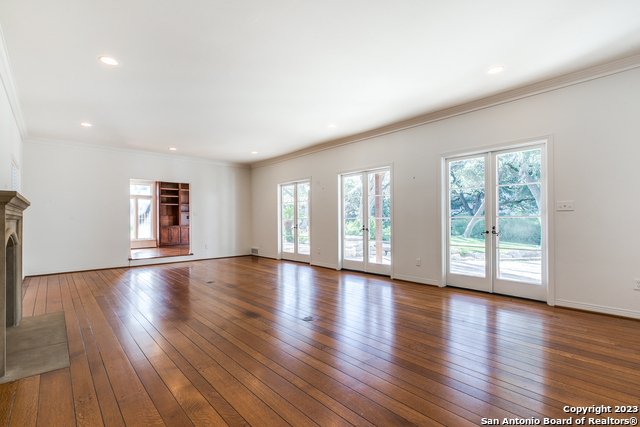 724 Alta Ave Property Photo 4