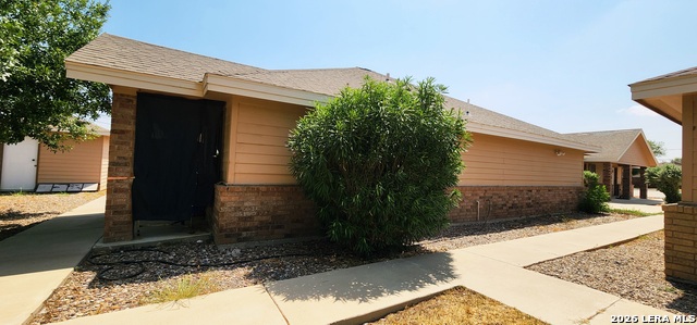 1115 Elia Santos Property Photo 5