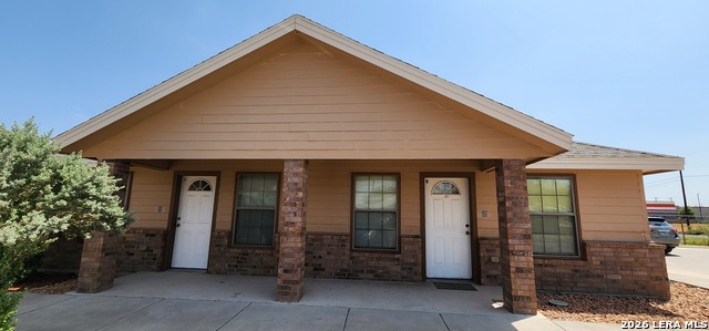 1115 Elia Santos Property Photo 10