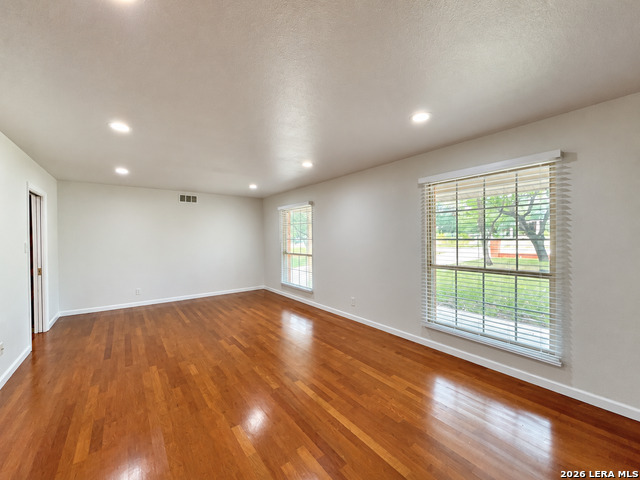 202 Donella Dr Property Photo 14