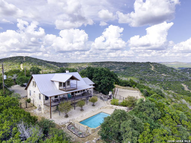 360 Bluebonnet Property Photo 1