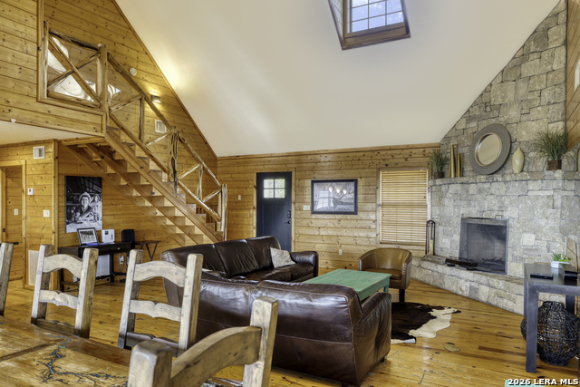 360 Bluebonnet Property Photo 13