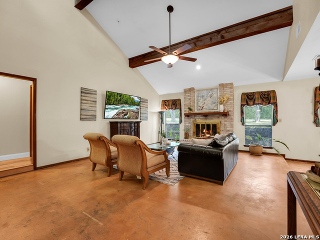 15907 Wolf Creek St Property Photo 8