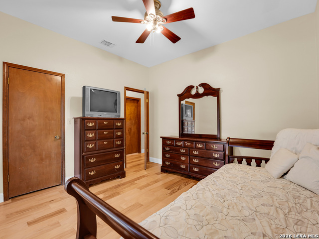 15907 Wolf Creek St Property Photo 34
