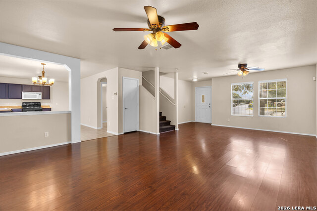 8103 Saratoga Knl Property Photo 5