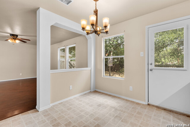 8103 Saratoga Knl Property Photo 9