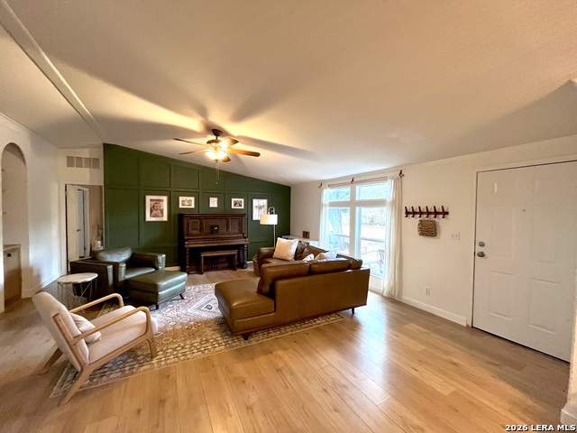 106 Scenic Vw Property Photo 4
