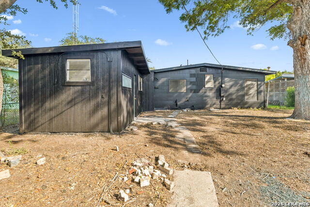 914 Dodic St Property Photo 34