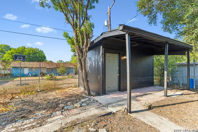 914 Dodic St Property Photo 35