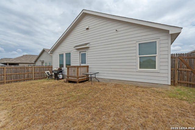 913 Riviera Ct Property Photo 23