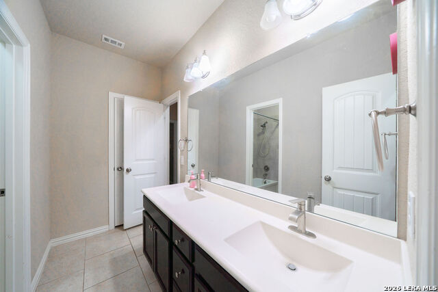 803 Gold Beauty Property Photo 21