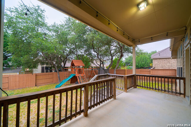 803 Gold Beauty Property Photo 23