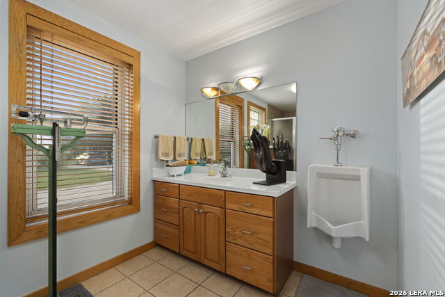 7914 S State Highway 16 Property Photo 43